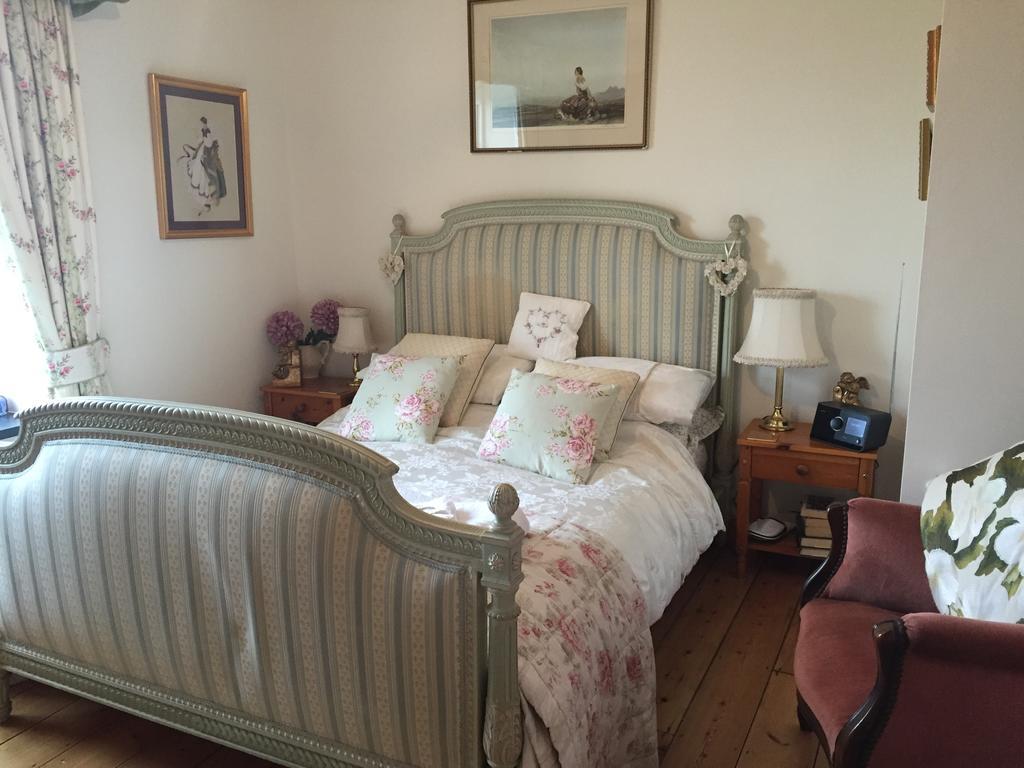 Melorne Farm Bed & Breakfast Камелфорд Стая снимка