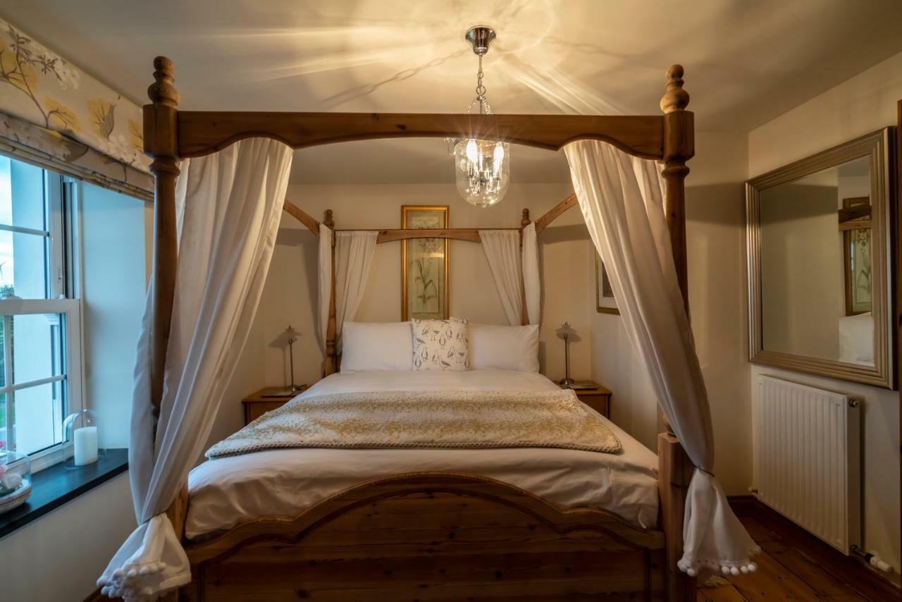 Melorne Farm Bed & Breakfast Камелфорд Екстериор снимка